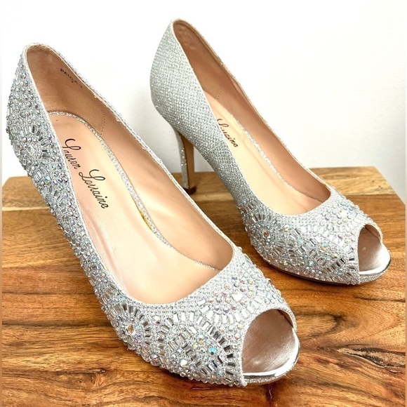 Lauren Lorraine Nude Sparkle Elissa Pumps. Size 7 #232 - Picture 2 of 9